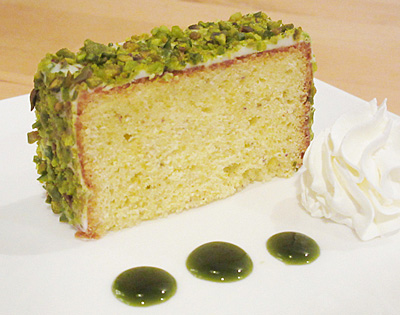 まるなかふぇ　今月のスイーツ　ピスタチオパウンドケーキ